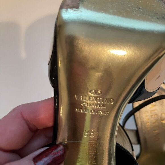 Valentino Garavani Polka Dot Heels Size 38 - Picture 7 of 10